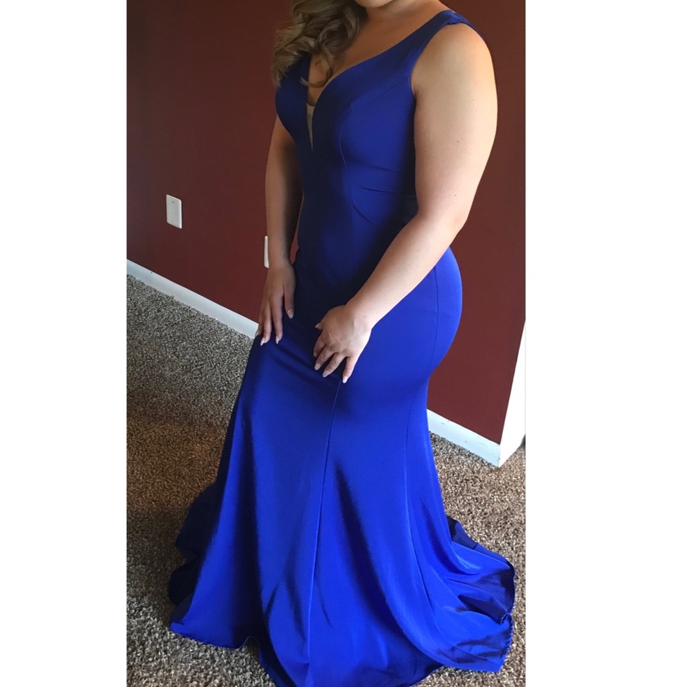 Royal blue mermaid dress prom